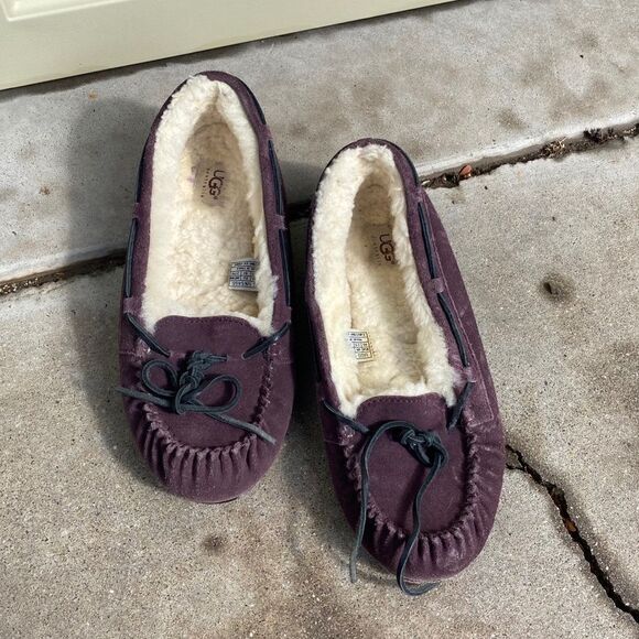 Purple Cozy UGG Moccasins for Fall/Winter - Picture 1 of 9